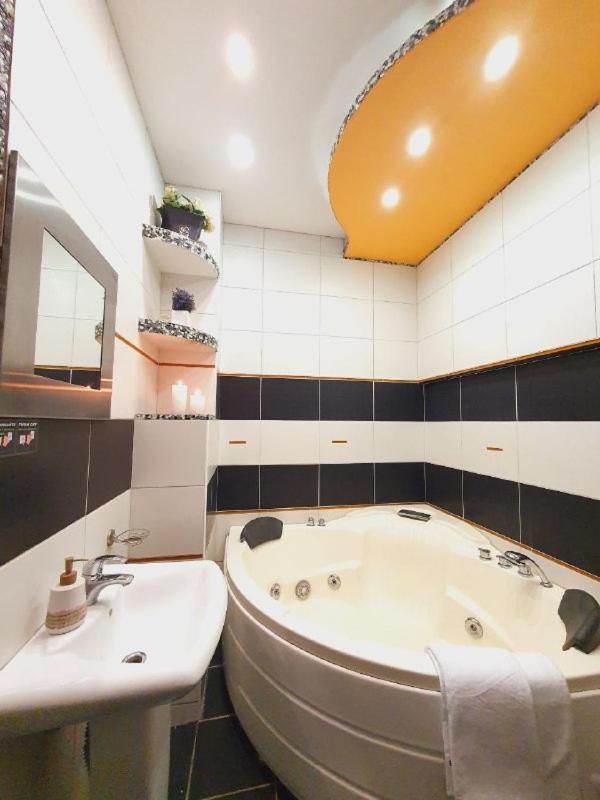 Inn Home Apartments-Olimpiysky Stadium Area Kijev Kültér fotó